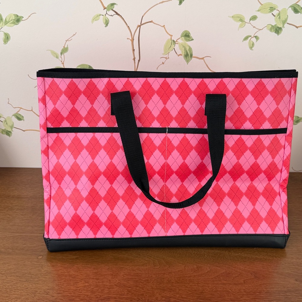 Scout The BJ Pocket Tote Bag Pink Argyle - Picture 6 of 11